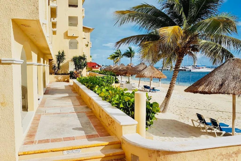 Punta Me Apartment Beach Front In The Hotel & Waterpark Κανκούν Εξωτερικό φωτογραφία