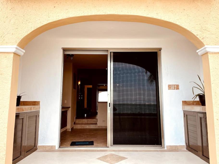 Punta Me Apartment Beach Front In The Hotel & Waterpark Κανκούν Εξωτερικό φωτογραφία
