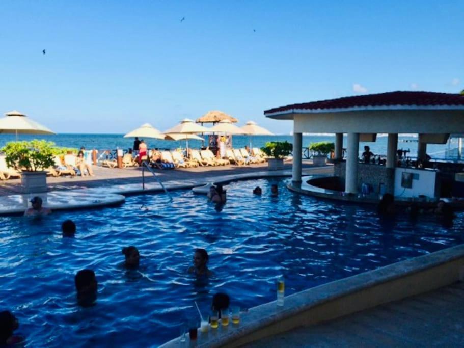 Punta Me Apartment Beach Front In The Hotel & Waterpark Κανκούν Εξωτερικό φωτογραφία